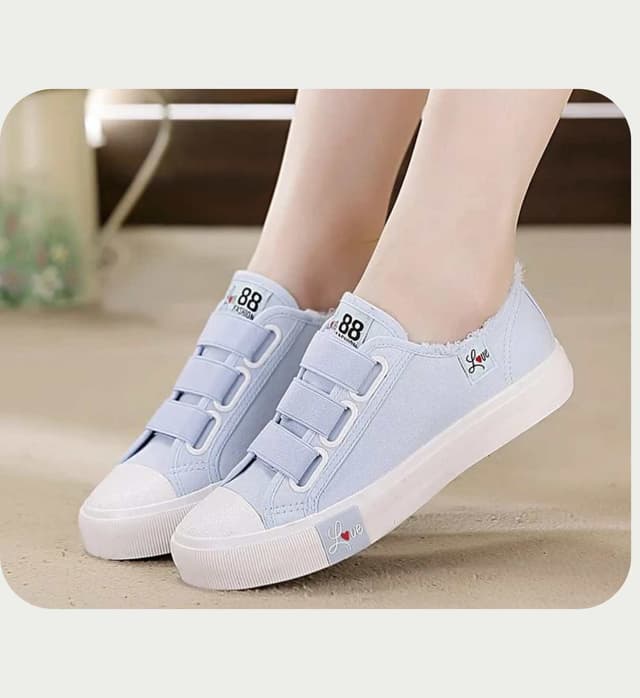 girlies-rubber-shoes-sizes-available-36-39-kshs-1550