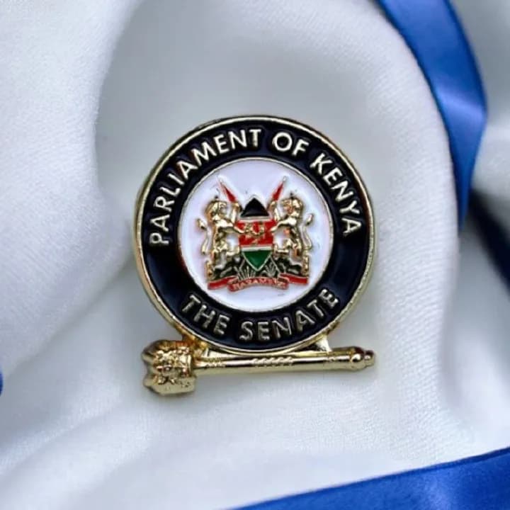 Label pin Thumbnail 5